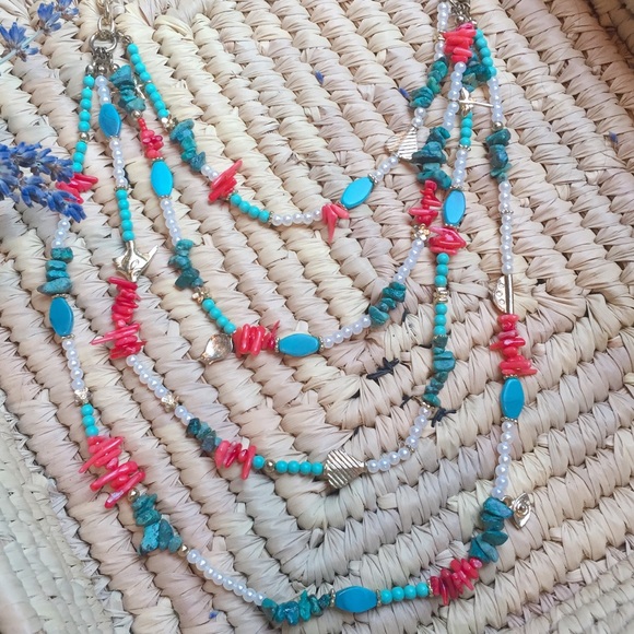 🎁FWP Ann Taylor Coral & Turquoise Necklace - Picture 2 of 5
